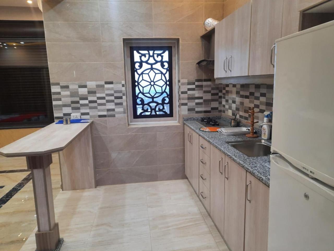 Lotus Housing For Furnished Apartments Jarash Habitación foto