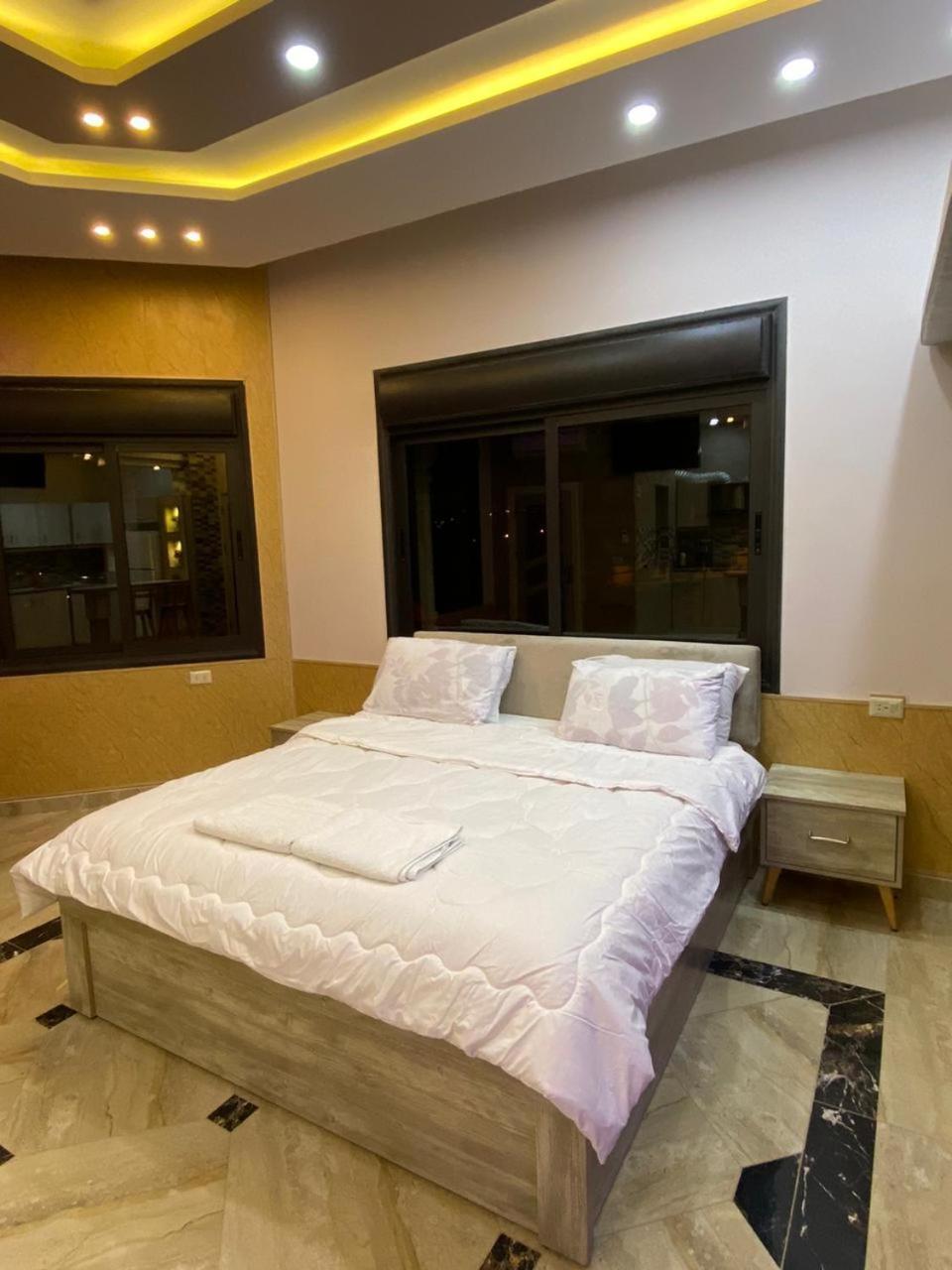Lotus Housing For Furnished Apartments Jarash Habitación foto
