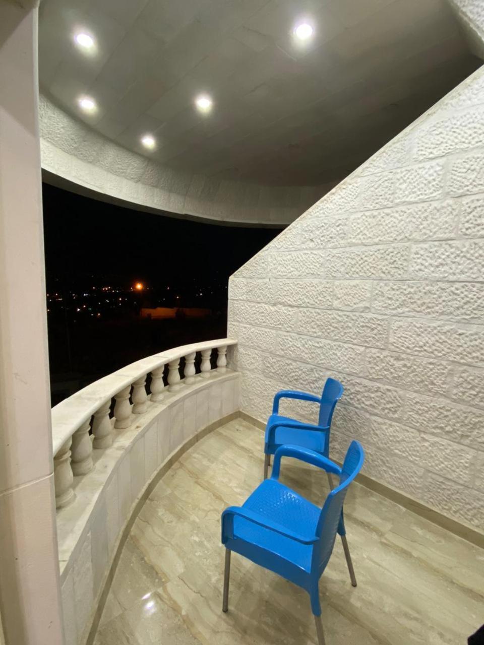 Lotus Housing For Furnished Apartments Jarash Habitación foto